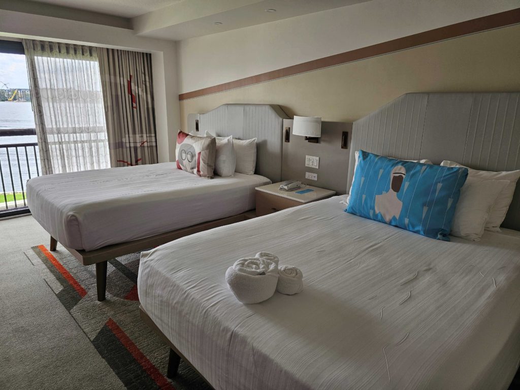contemporary standard room beds