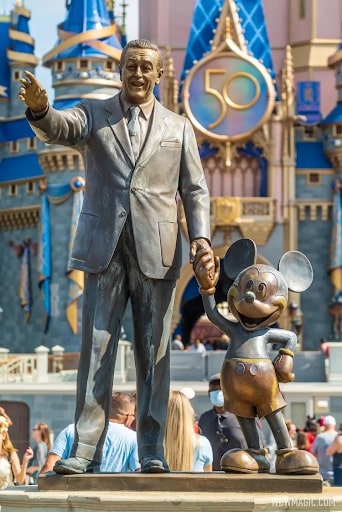 walt disney and mickey partners statue in magic kingdom