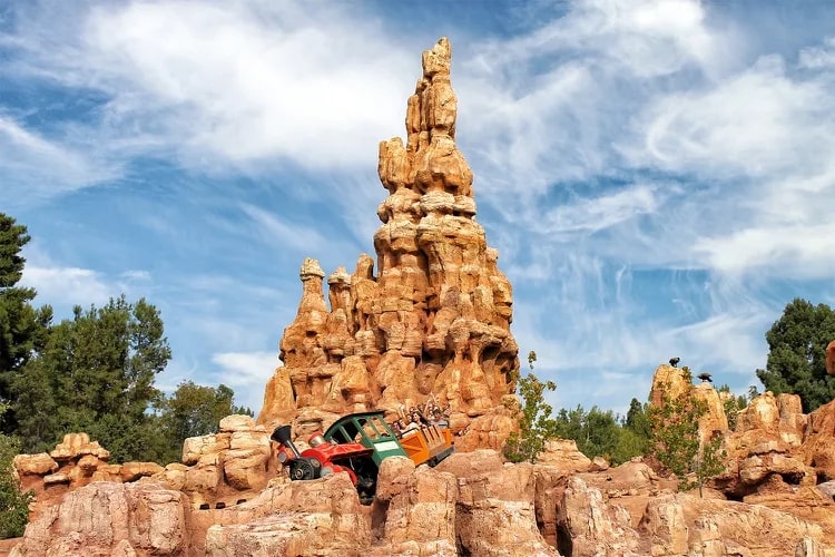 disneyland big thunder mountain