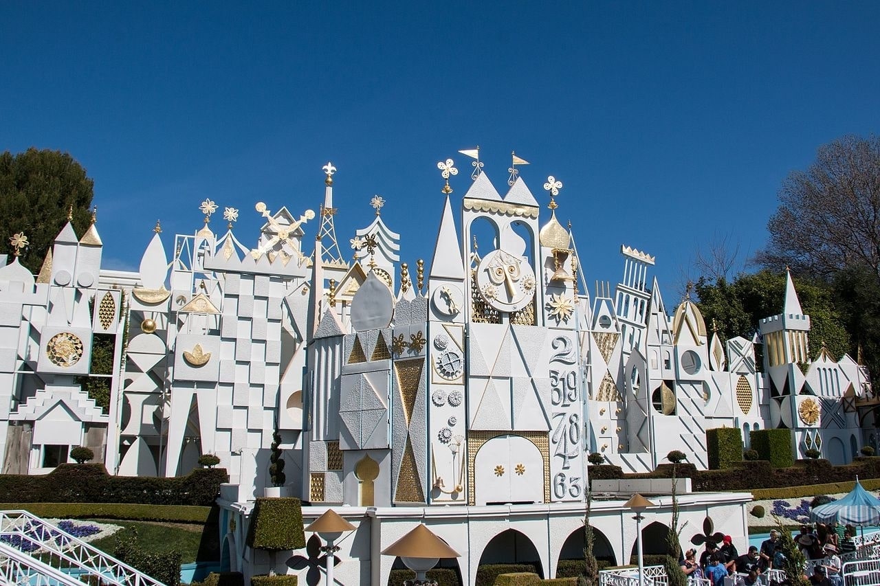 disneyland it's a small world