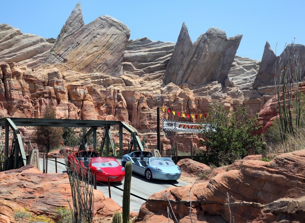 disney california adventure radiator springs racers