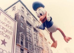 donald duck in macys thanksgiving day parade