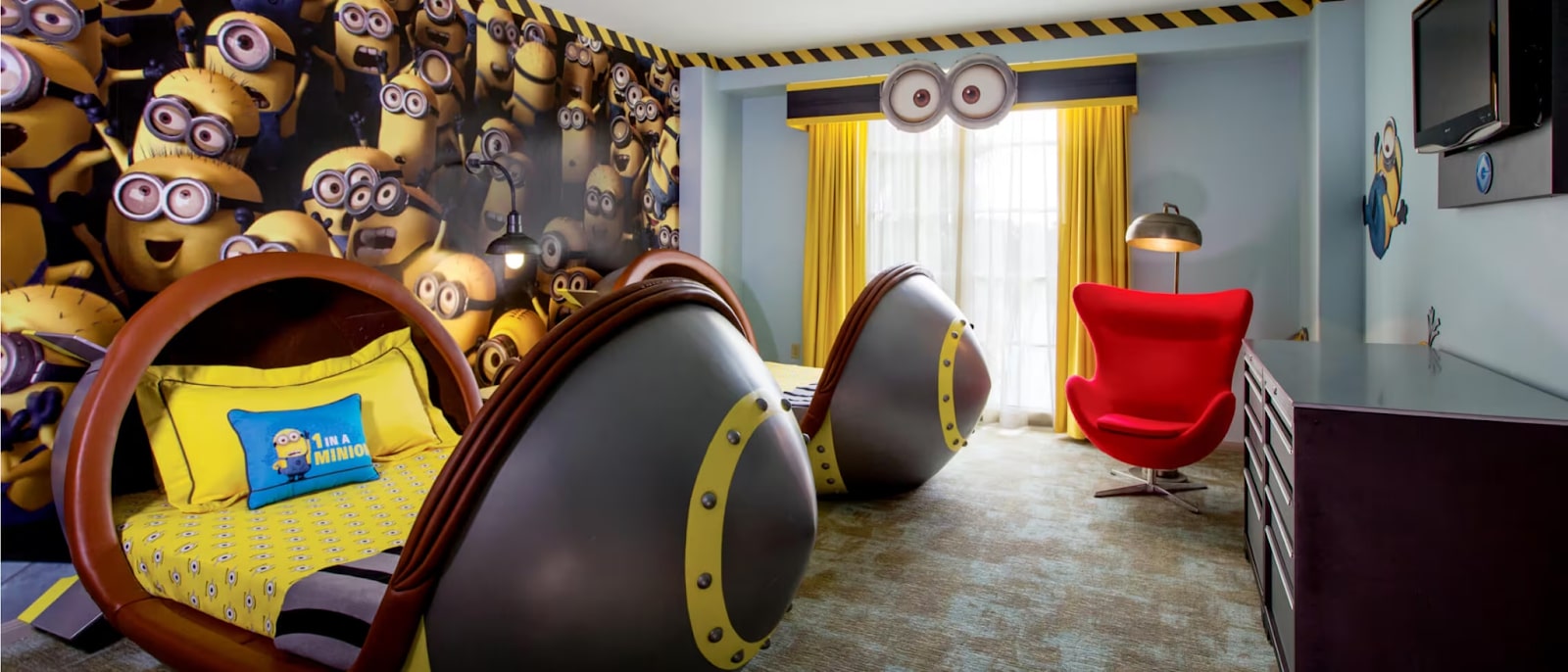 portofino bay minions bedroom