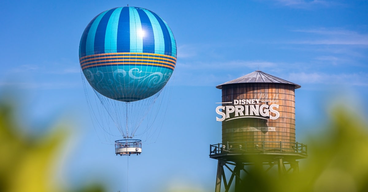 disney springs tower and hot air baloon