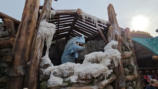 epic universe isle of berk dragon