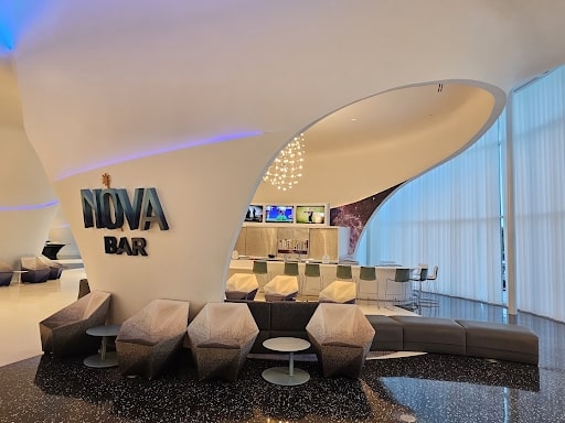 universal stella nova nova bar