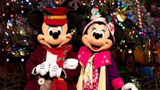mickey and minnie disneyland christmas