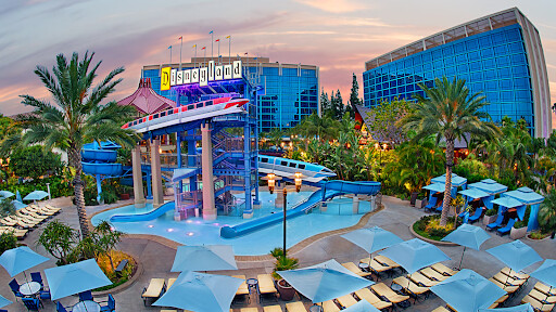 disneyland hotel pool area