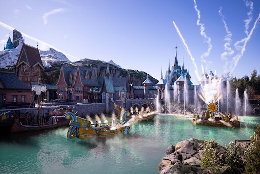 disneyland paris world of frozen arendelle outdoor show