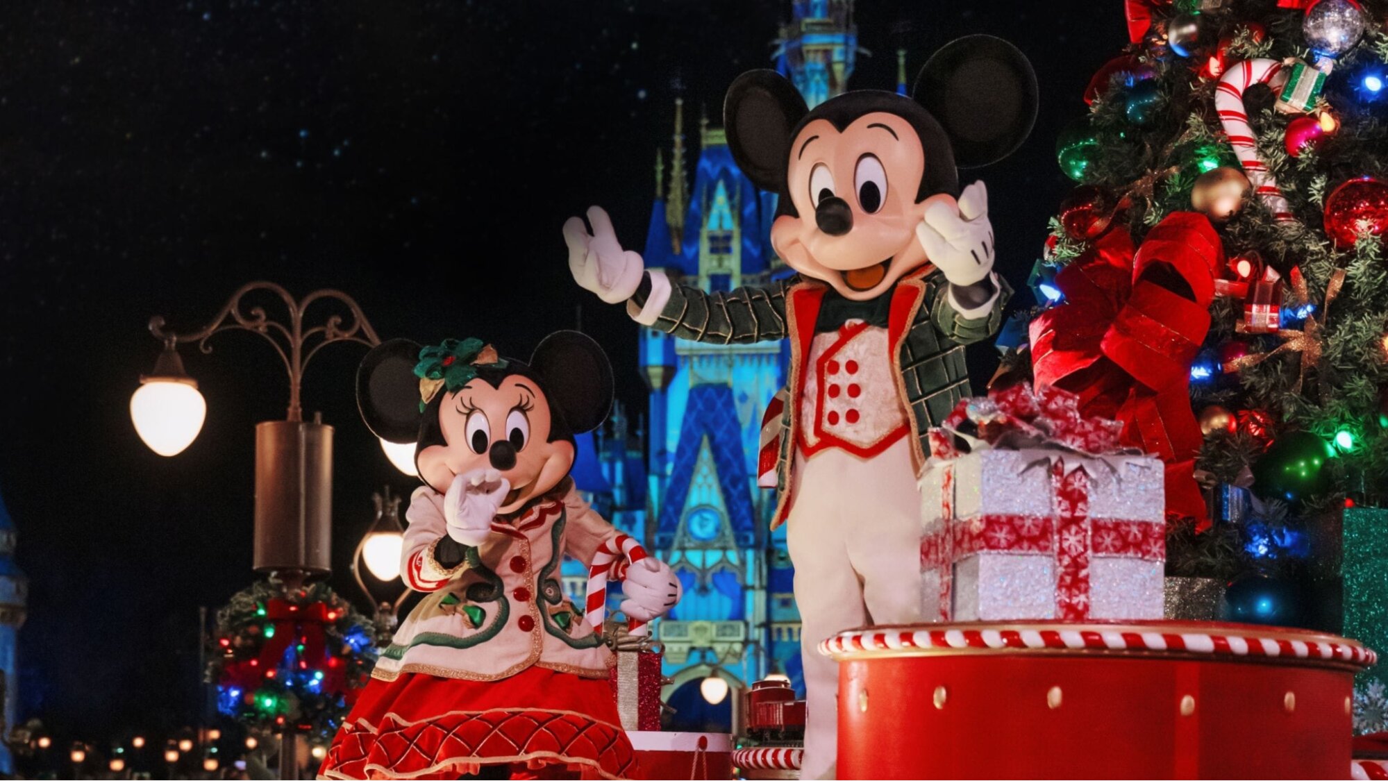 mickey and minnie and mickeys very merry christmas party
